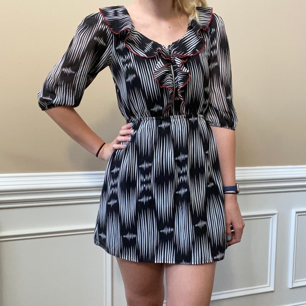 Dress with red detail